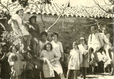 Alumnes al pati
